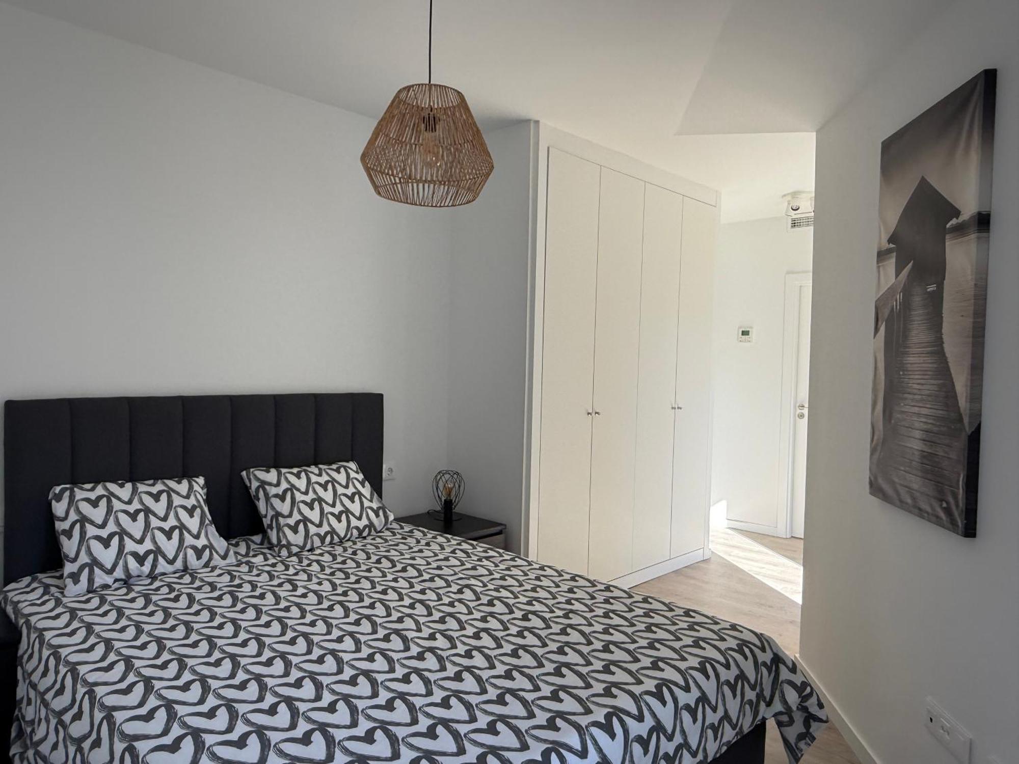 H2m Postigo Duplex Terrace 2 Bathrooms, Smart Tv, Oven Apartment *