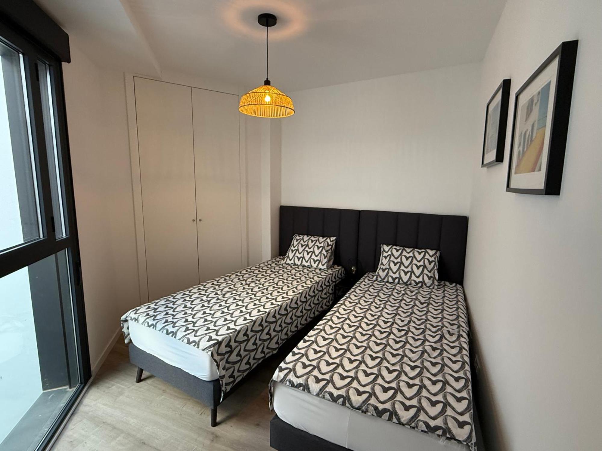Apartment H2m Postigo Duplex Terrace 2 Bathrooms, Smart Tv, Oven *